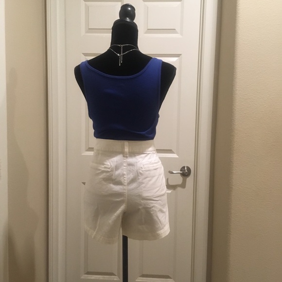 Mini Shorts - Picture 3 of 4